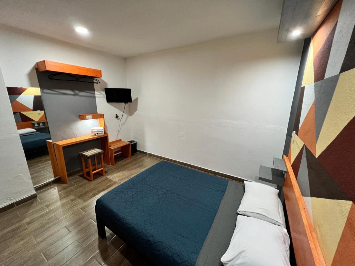 Casa Aura Bed & Breakfast Morelia Exterior photo
