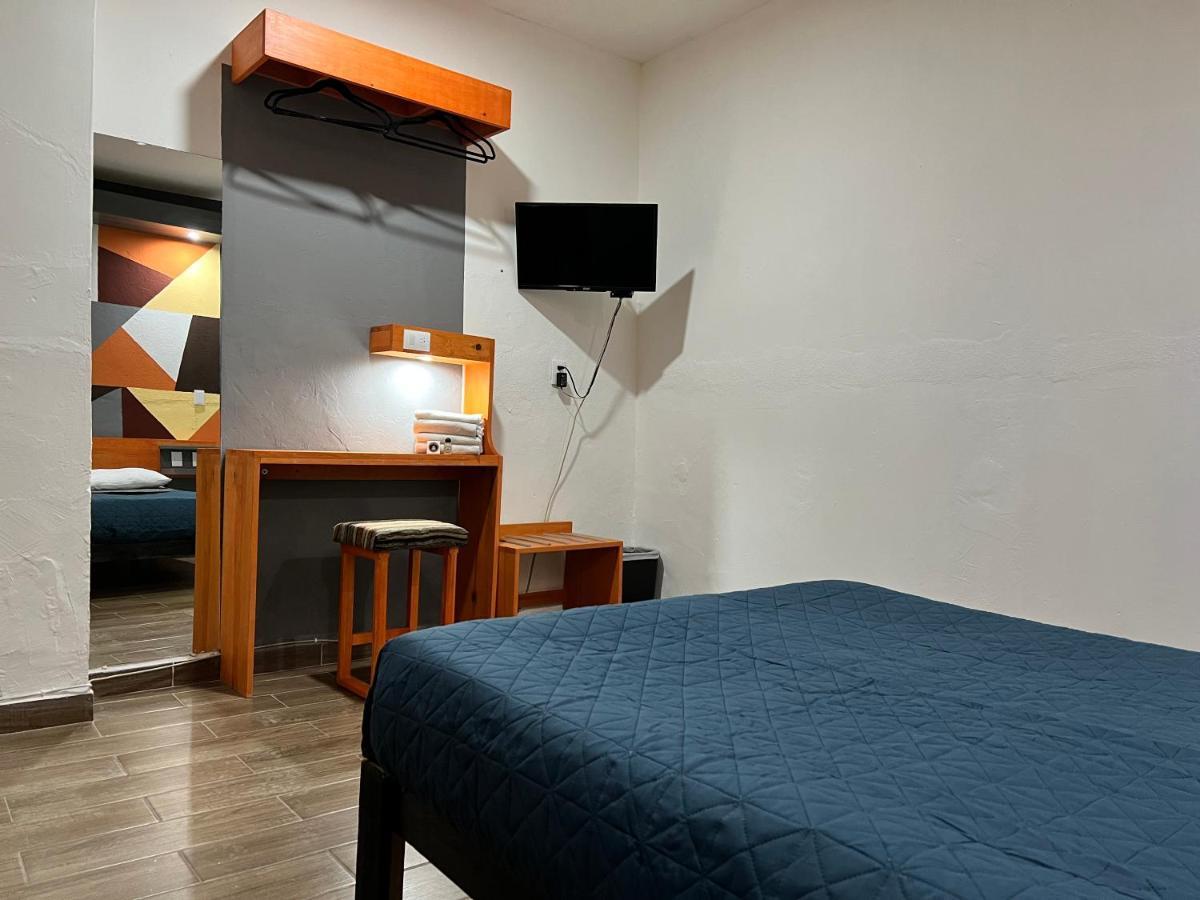 Casa Aura Bed & Breakfast Morelia Exterior photo