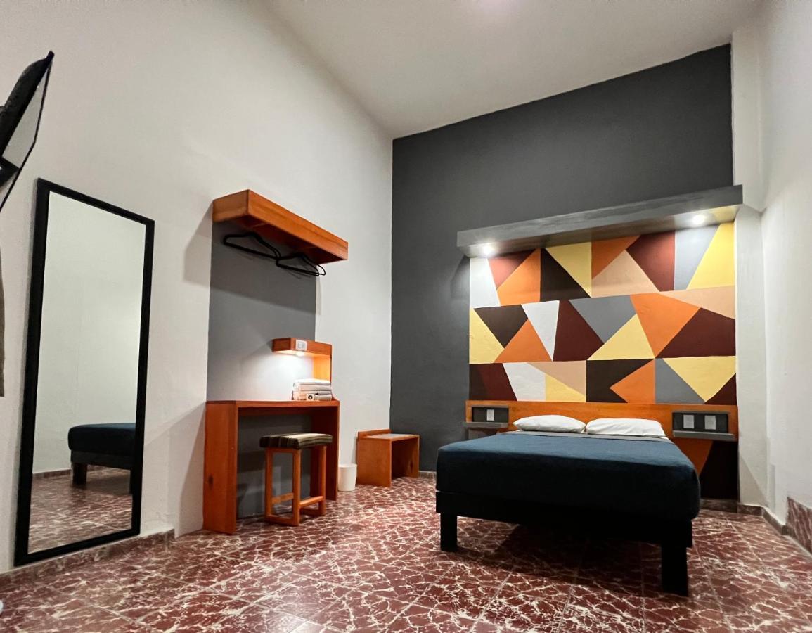 Casa Aura Bed & Breakfast Morelia Exterior photo